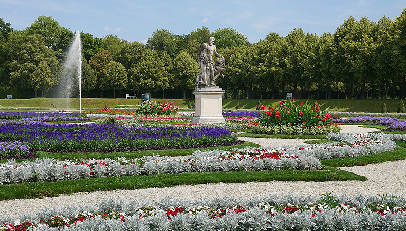 Parterre im Sommer