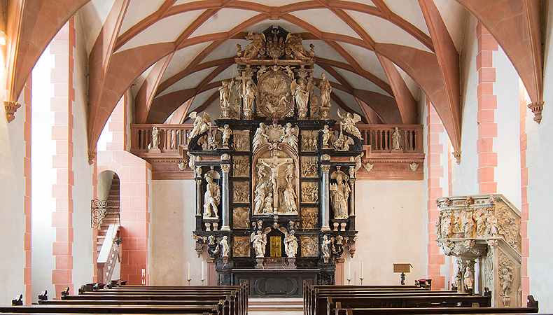 Schlosskapelle, Blick zum Altar