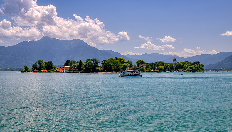 Bild: Chiemsee, Blick zur Fraueninsel