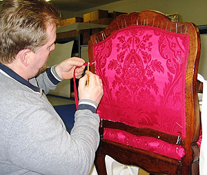 Bild: Mitarbeiter bei der Arbeit